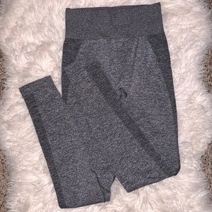 GYMSHARK GRAY WORKOUT TIGHTS